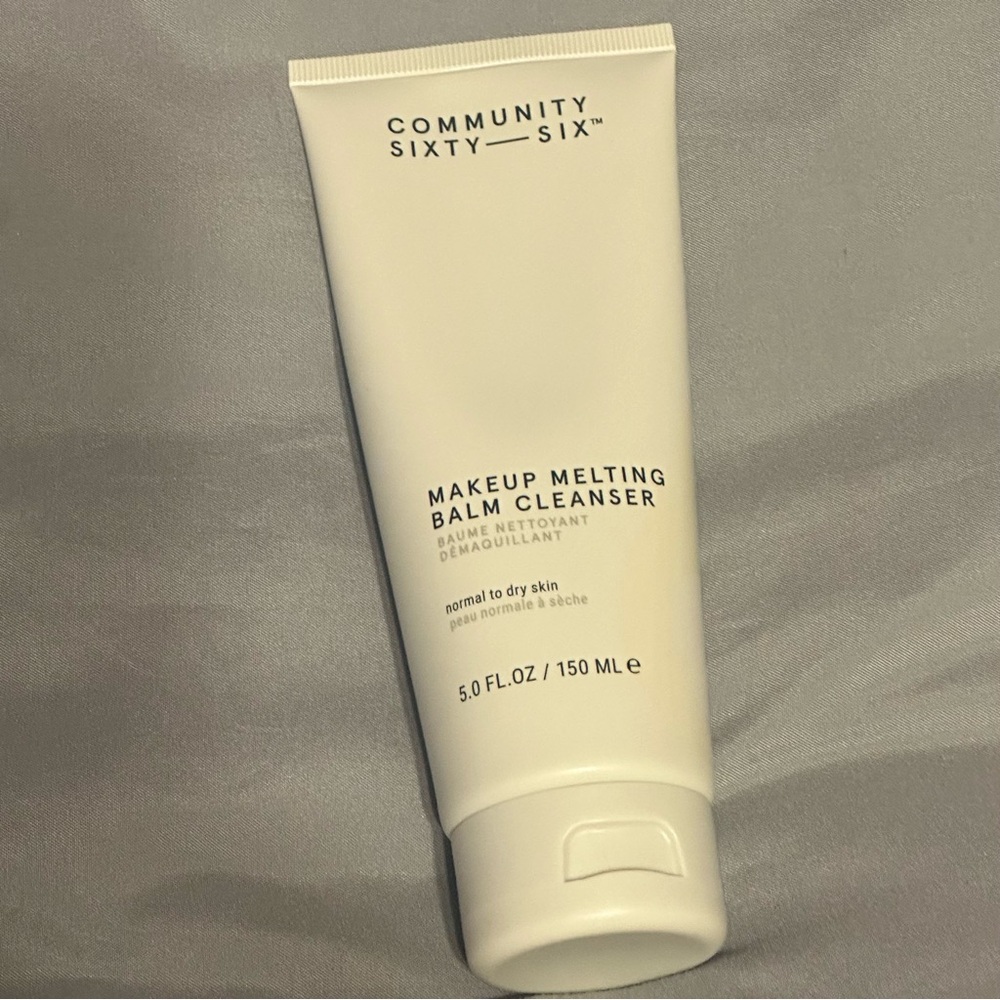 Community Sixty-Six Makeup Melting Balm Cleanser - Picture 2 of 6